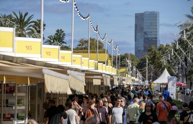 Convocatòria oberta per participar en La Setmana del Llibre en Català de Barcelona 2026