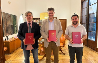 El Govern impulsa el projecte de digitalització del Diccionari català-valencià-balear (DCVB) amb una subvenció directa